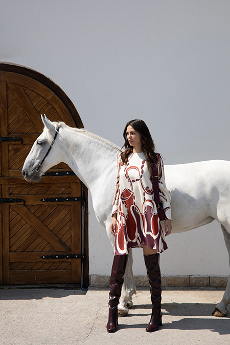 Tiffany Production Kratka haljina dugih rukava u dezenu